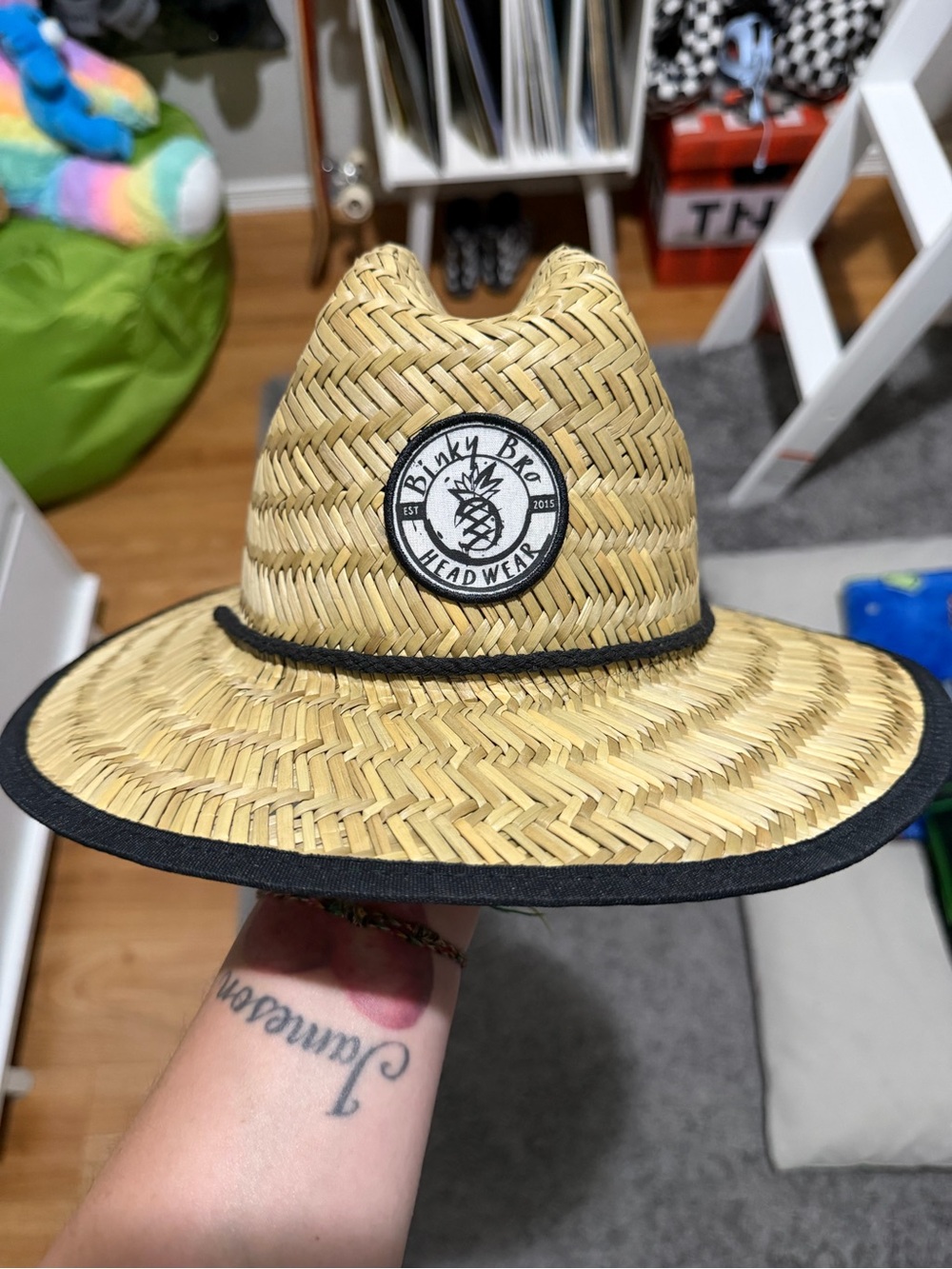 Binky Bro- Like New- Kids Straw Sun Hat - Natural
